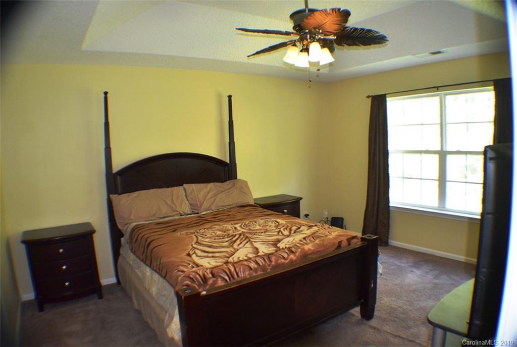 5102 Elizabeth Road Charlotte, NC 28269 - Photo 14 of 22 Gallery Image 14