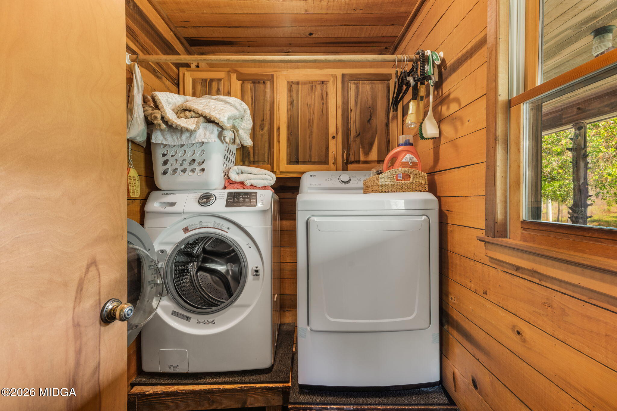 963 Jarrell Plantation Road Juliette, GA 31046 - Photo 13 of 43 Separate Laundry Room