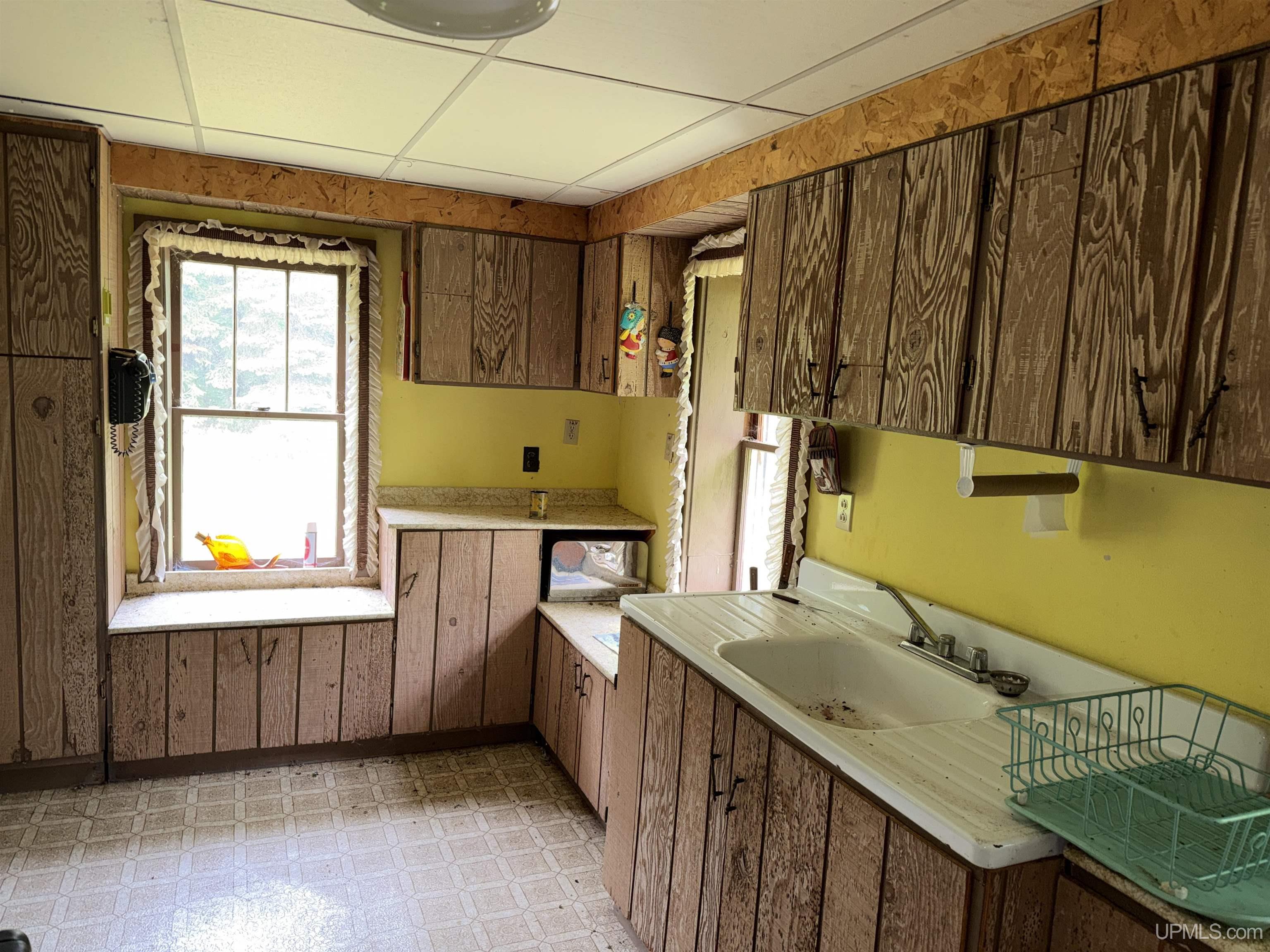 Cabin Fever North River Road Gulliver, MI 49840 - Photo 19 of 48