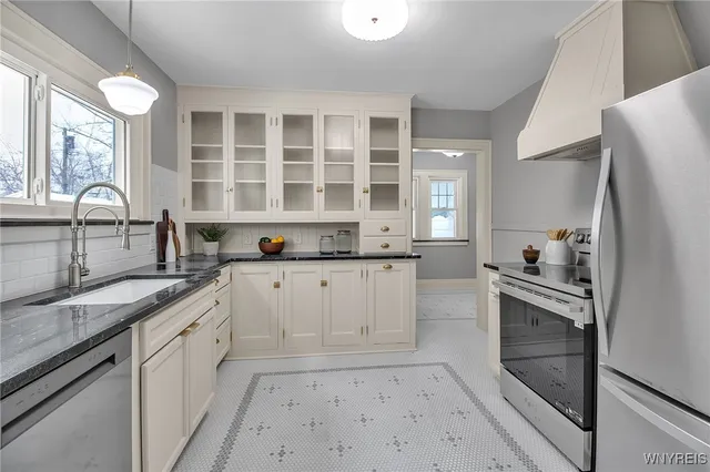 $415,000 | 106 Winston Road, Buffalo, NY 14216