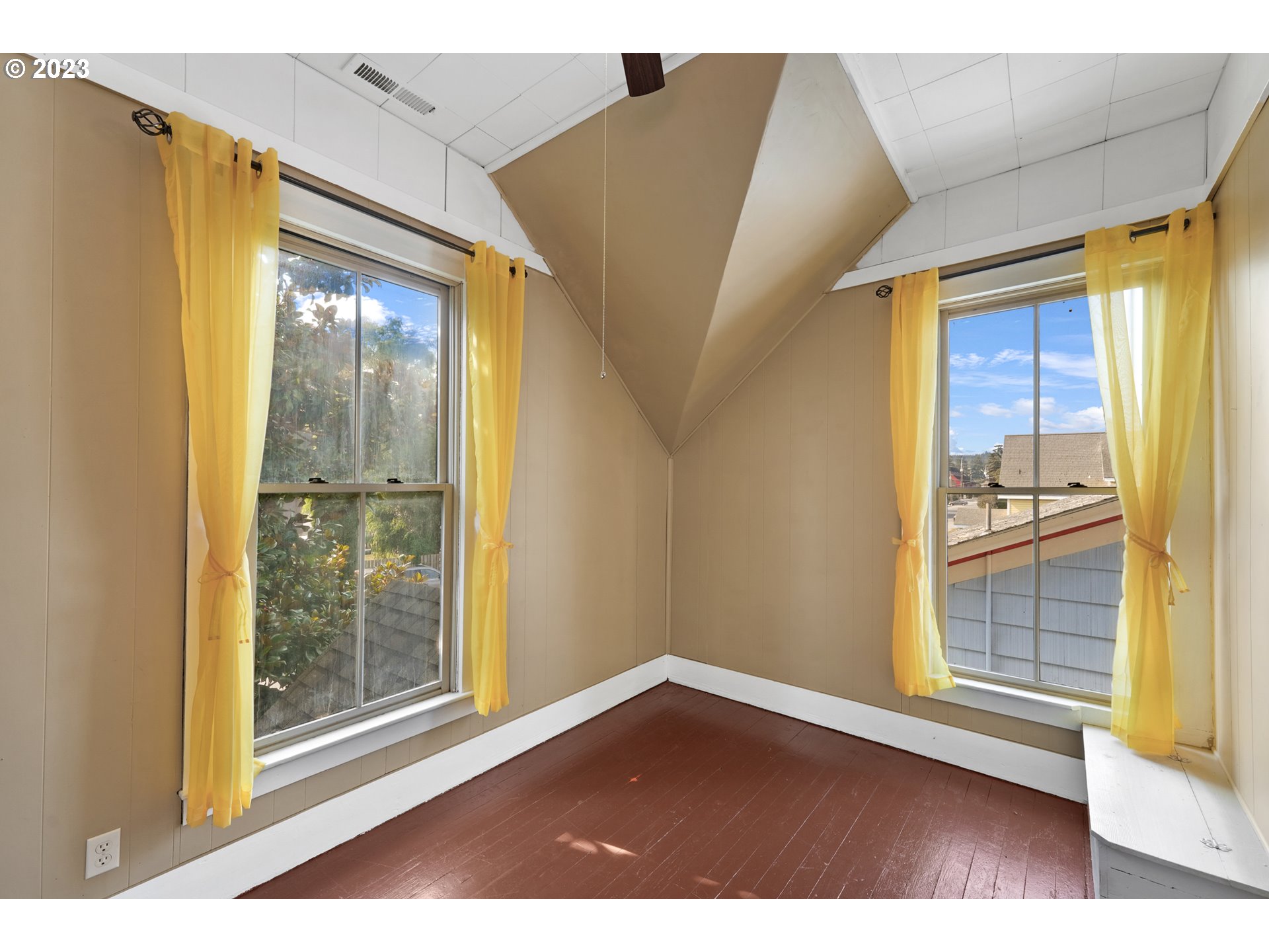 313 Centre Street La Conner, WA 98257 - Photo 17 of 29 a view of an entryway with wooden floor