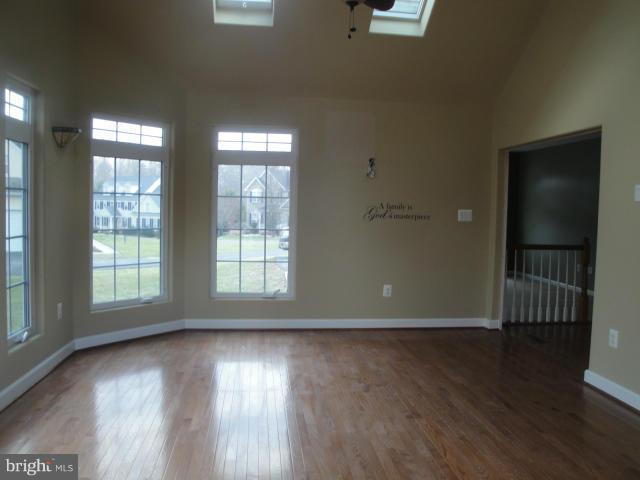 660 Marley Run Huntingtown, MD 20639 - Photo 2 of 18 Family Room