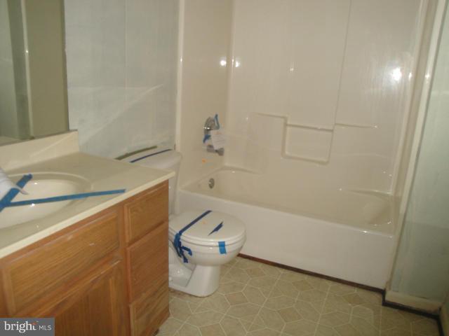 660 Marley Run Huntingtown, MD 20639 - Photo 6 of 18 Bath