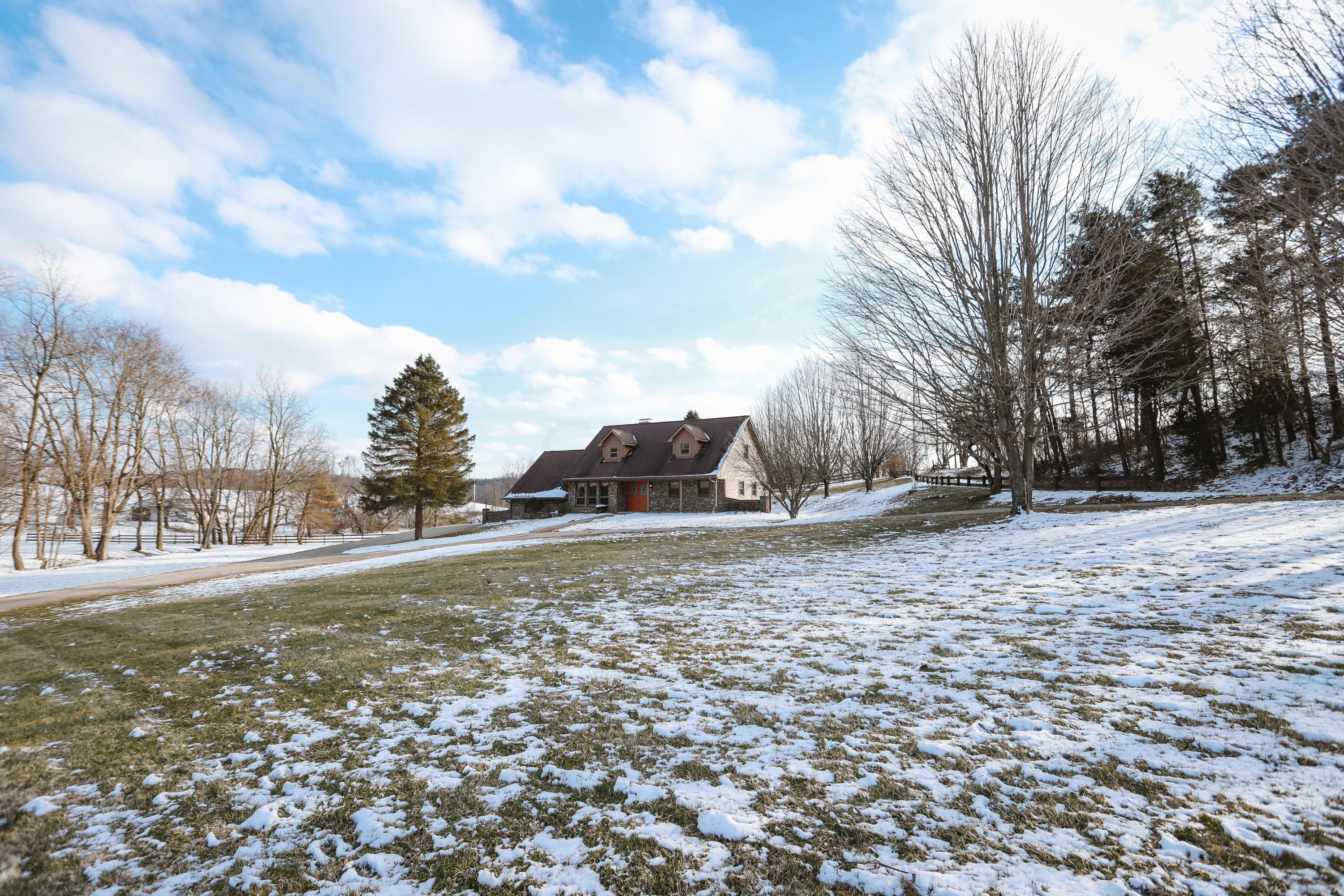 1625 Ginder Road Northwest Lancaster, OH 43130 - Photo 1 of 62