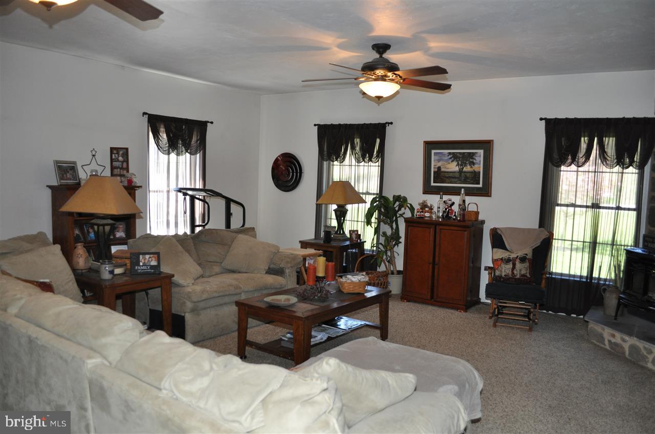733 Rockville Road Spring Grove, PA 17362 - Photo 21 of 36