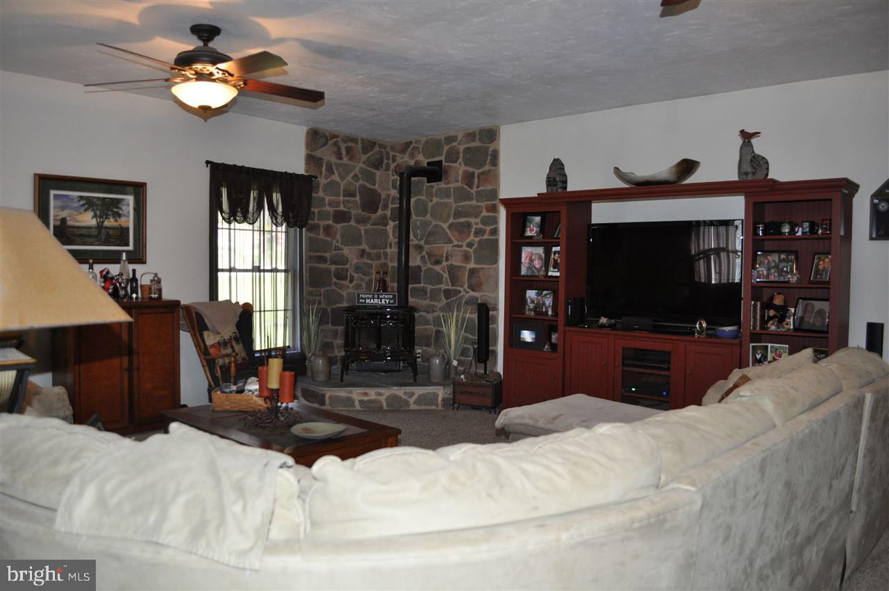 733 Rockville Road Spring Grove, PA 17362 - Photo 22 of 36