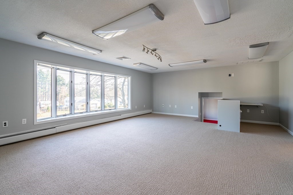 13 Tremlett Road Billerica, MA 01821 - Photo 8 of 26