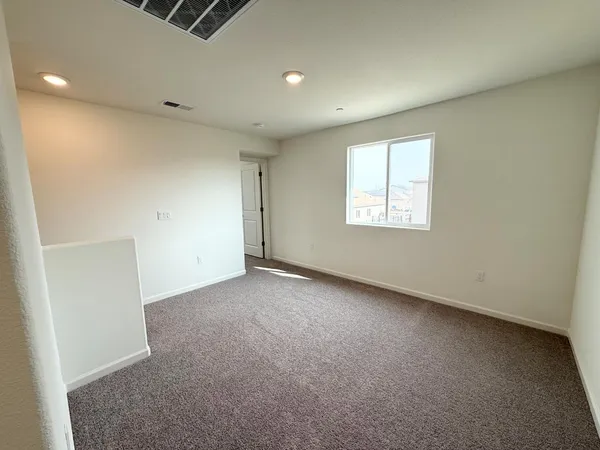 $539,990 | 873 South Philip Avenue, Fowler, CA 93625