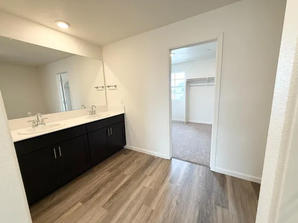 $539,990 | 873 South Philip Avenue, Fowler, CA 93625