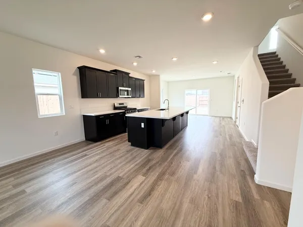 $539,990 | 873 South Philip Avenue, Fowler, CA 93625