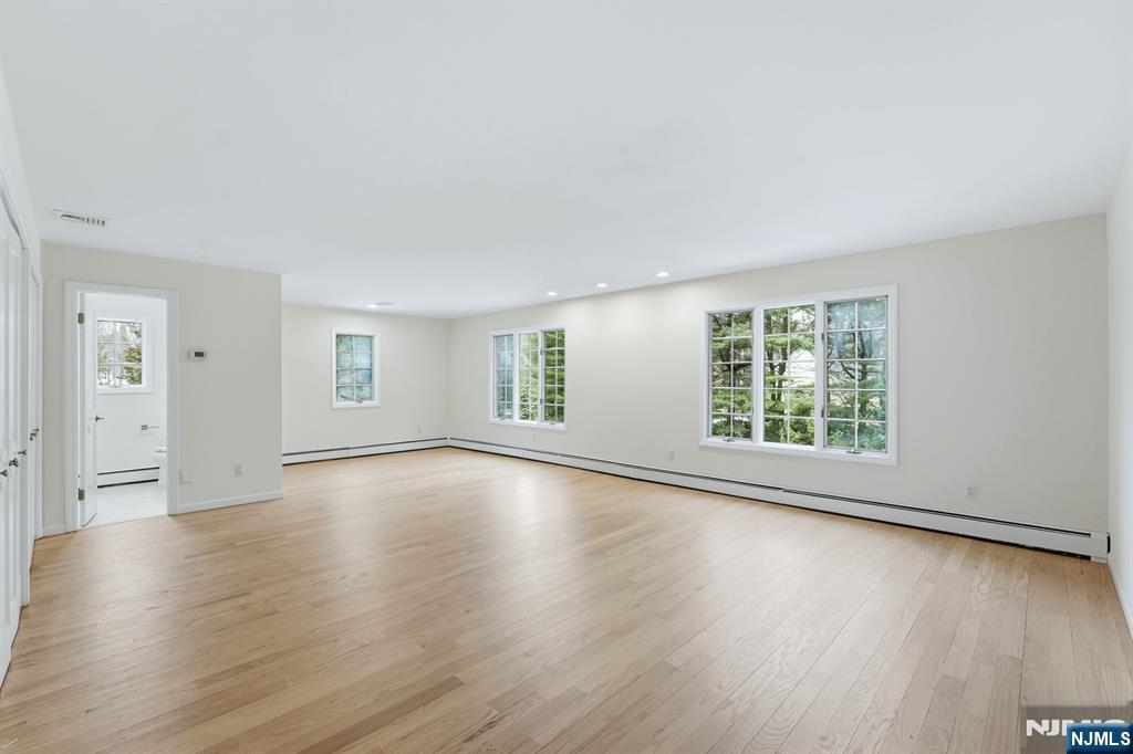 921 Franklin Lake Road Franklin Lakes, NJ 07417 - Photo 22 of 43