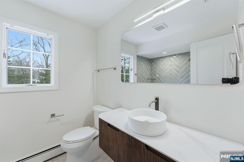 921 Franklin Lake Road Franklin Lakes, NJ 07417 - Photo 23 of 43