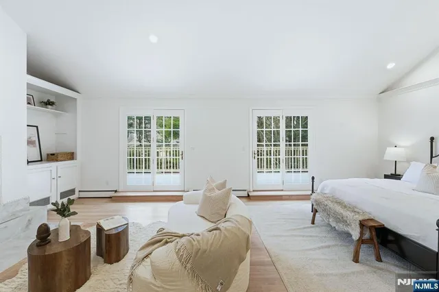 $2,099,000 | 921 Franklin Lake Road, Franklin Lakes, NJ 07417