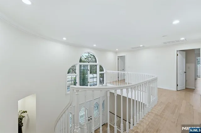 $2,099,000 | 921 Franklin Lake Road, Franklin Lakes, NJ 07417