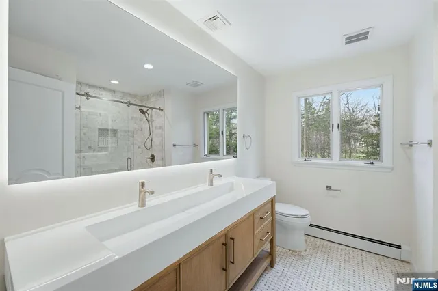 $2,099,000 | 921 Franklin Lake Road, Franklin Lakes, NJ 07417