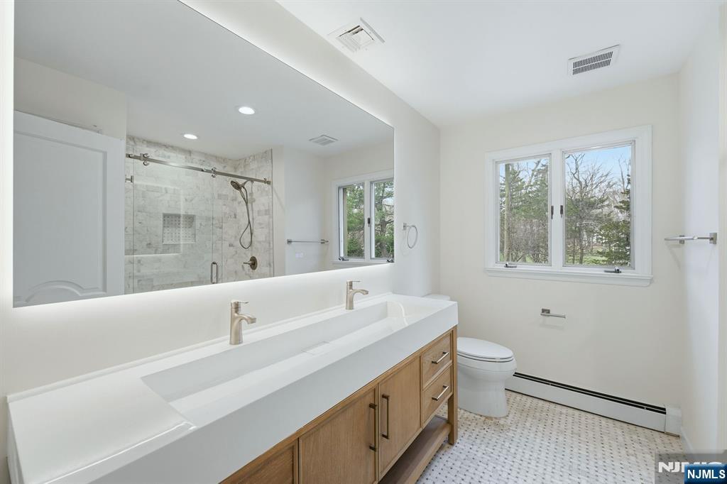 921 Franklin Lake Road Franklin Lakes, NJ 07417 - Photo 32 of 43