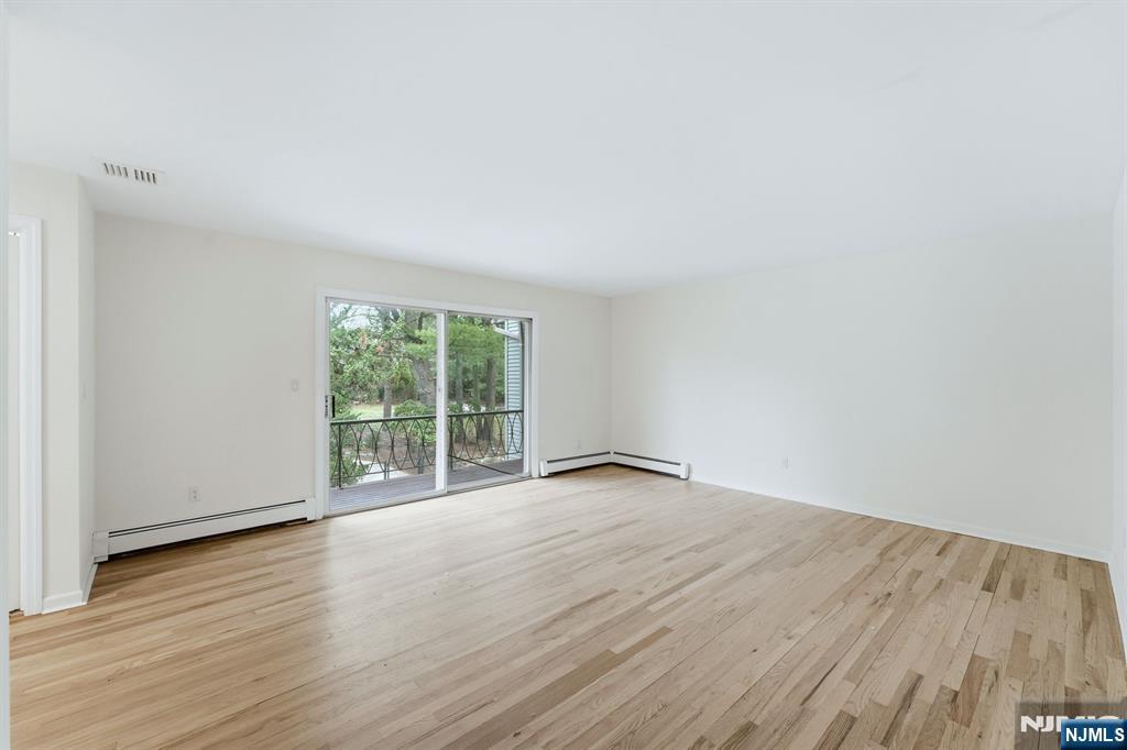 921 Franklin Lake Road Franklin Lakes, NJ 07417 - Photo 33 of 43