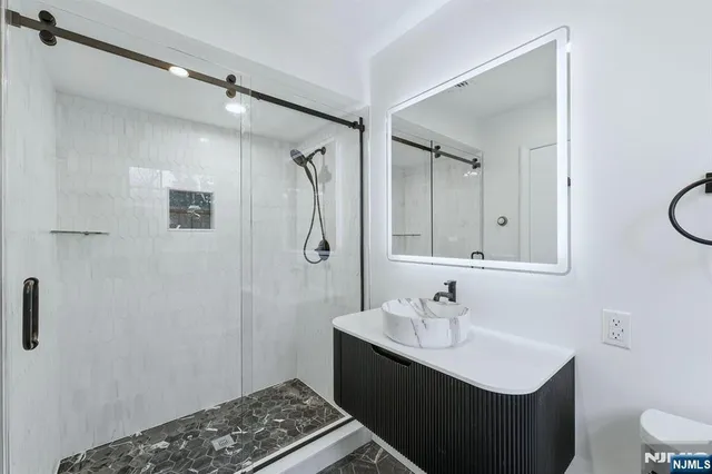 $2,099,000 | 921 Franklin Lake Road, Franklin Lakes, NJ 07417