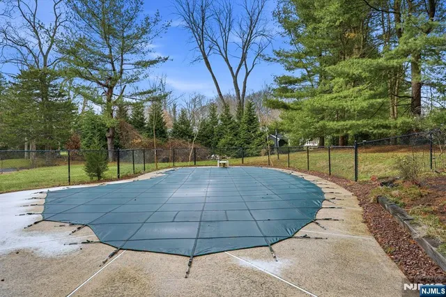 $2,099,000 | 921 Franklin Lake Road, Franklin Lakes, NJ 07417