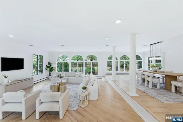 $2,099,000 | 921 Franklin Lake Road, Franklin Lakes, NJ 07417