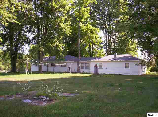 13104 Fowler Road Chesaning, MI 48616 - Photo 3 of 4 46101-2.JPG