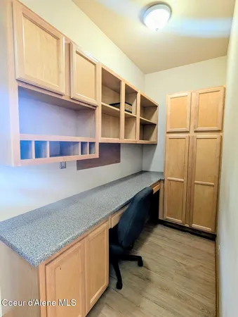 $879,000 | 845 Cougar Road, Naples, ID 83847