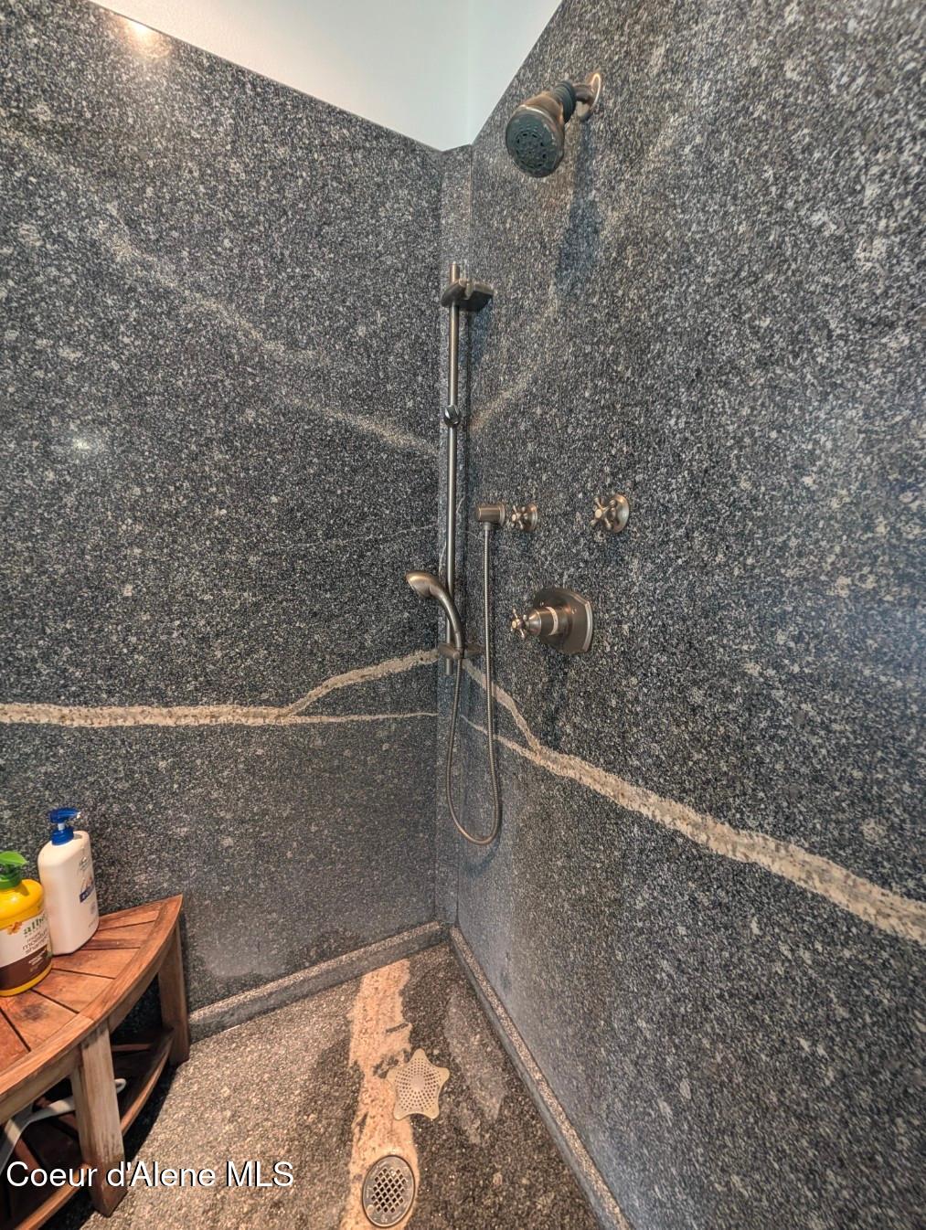 845 Cougar Road Naples, ID 83847 - Photo 28 of 85 Granite shower
