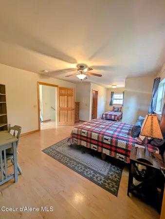 $879,000 | 845 Cougar Road, Naples, ID 83847