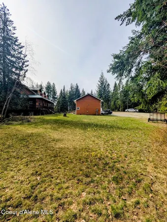 $879,000 | 845 Cougar Road, Naples, ID 83847
