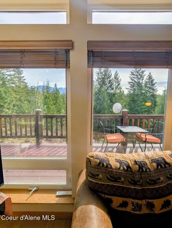 $879,000 | 845 Cougar Road, Naples, ID 83847