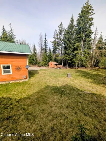 $879,000 | 845 Cougar Road, Naples, ID 83847