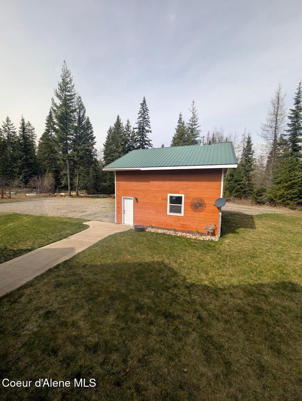 845 Cougar Road Naples, ID 83847 - Photo 76 of 85 Great setting, view from front of home
