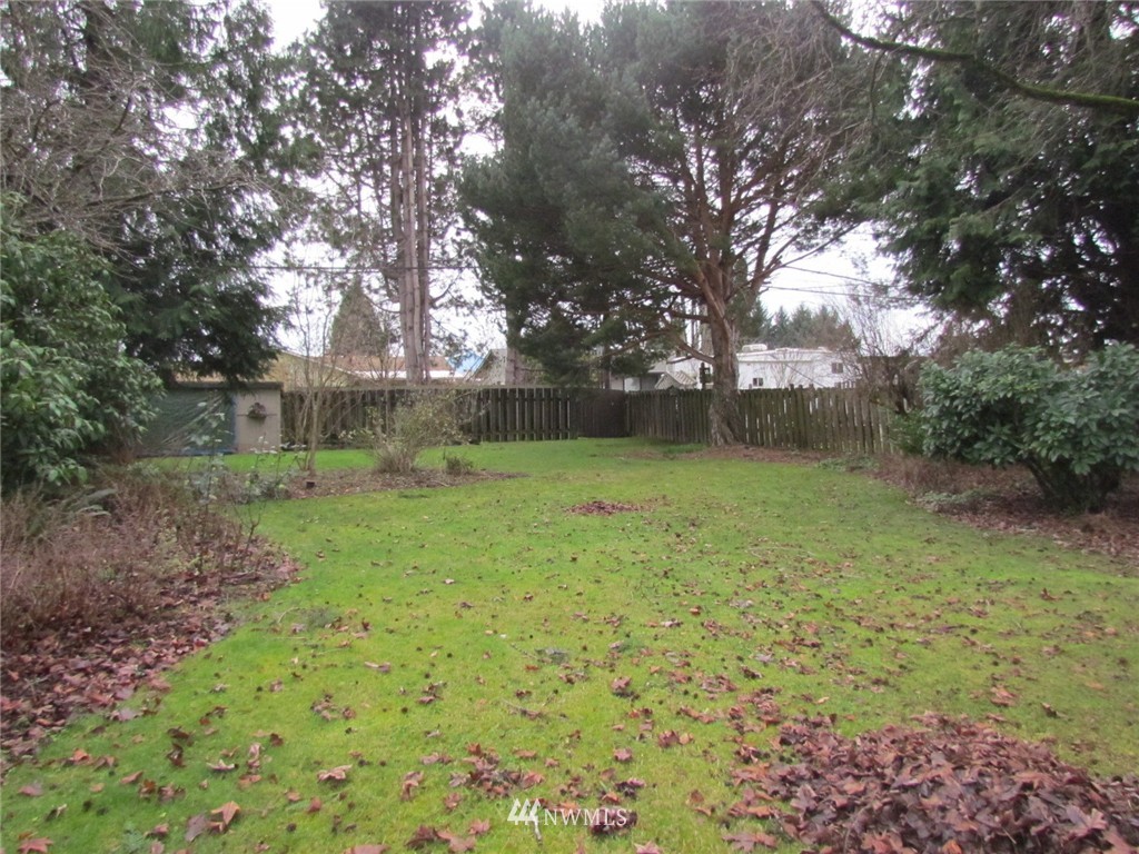 3129 Maple Street Longview, WA 98632 - Photo 3 of 11 Gallery Image 3