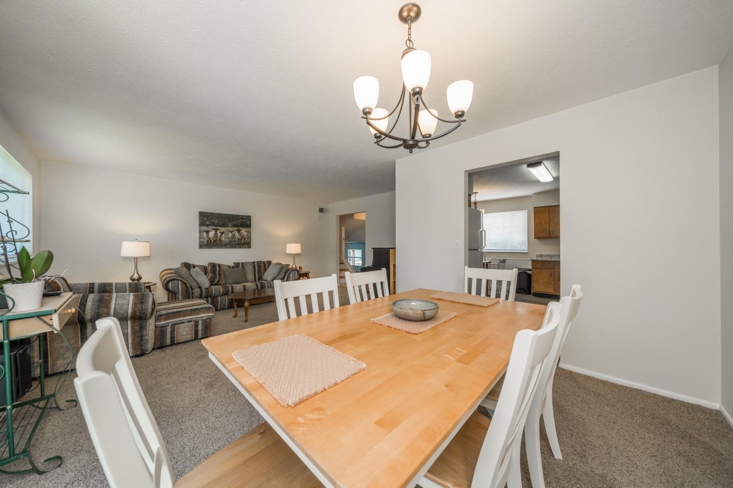 832 Yorkhaven Road Springdale, OH 45240 - Photo 13 of 41
