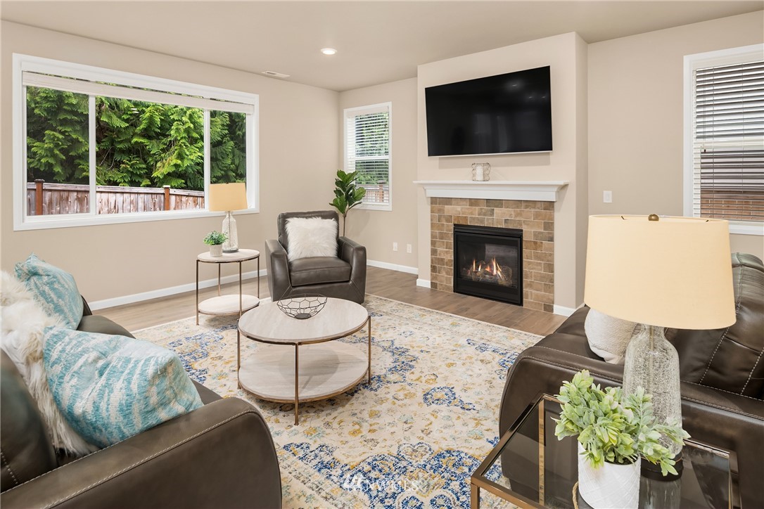 209 178th Street Southeast Bothell, WA 98012 - Photo 3 of 31