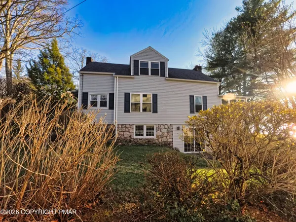 $545,000 | 1101 Lakeview Drive, White Haven, PA 18661