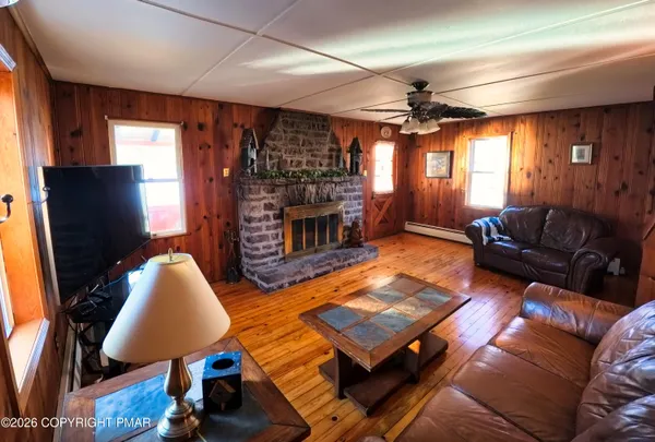 $545,000 | 1101 Lakeview Drive, White Haven, PA 18661