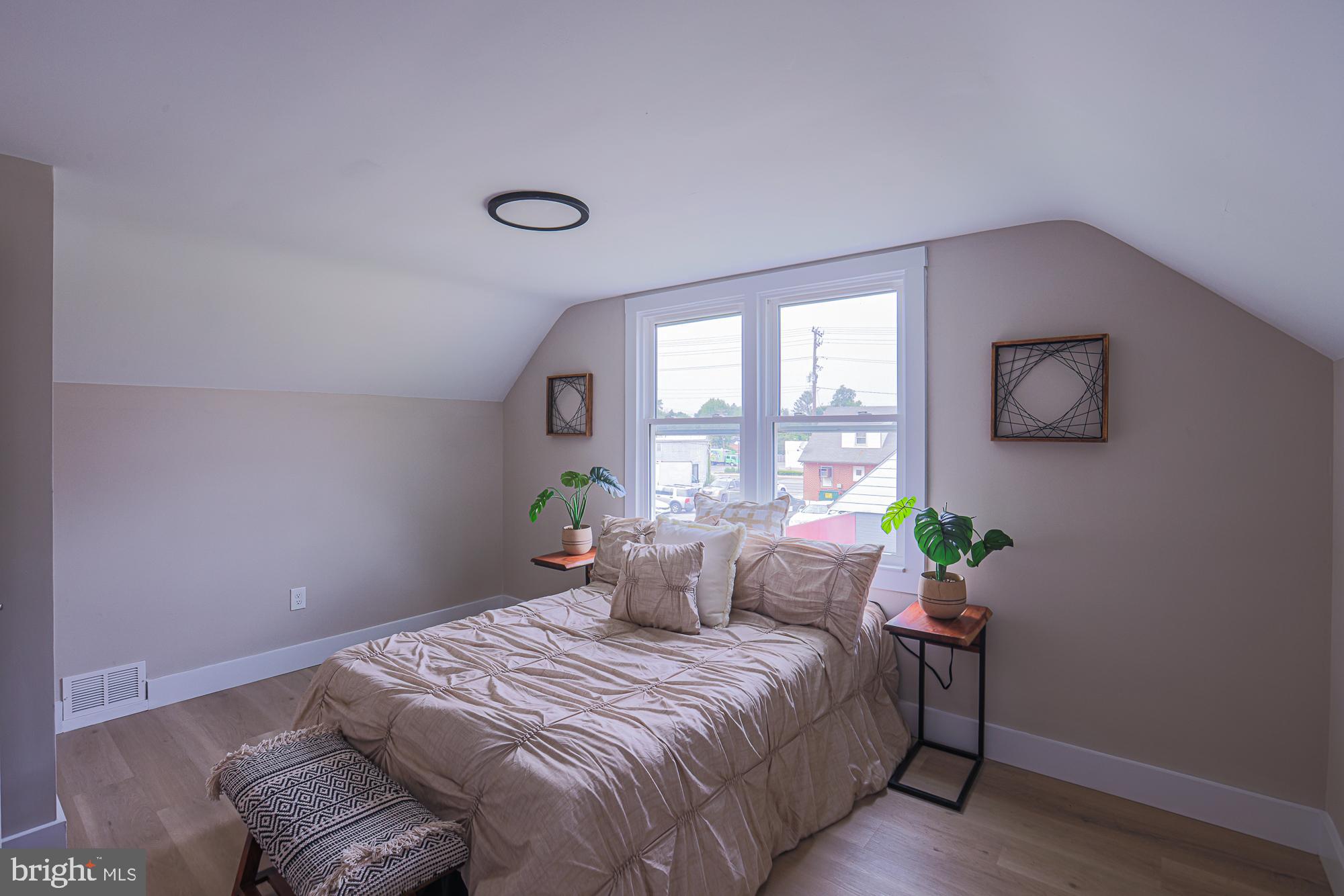 3528 Millvale Road Windsor Mill, MD 21244 - Photo 18 of 35 Warm Space for a Peaceful Retreat