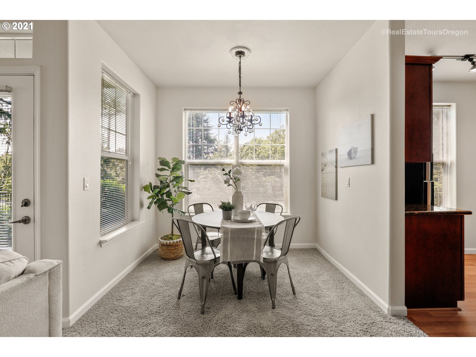 795 Springtree Lane West Linn, OR 97068 - Photo 15 of 32 Gallery Image 15
