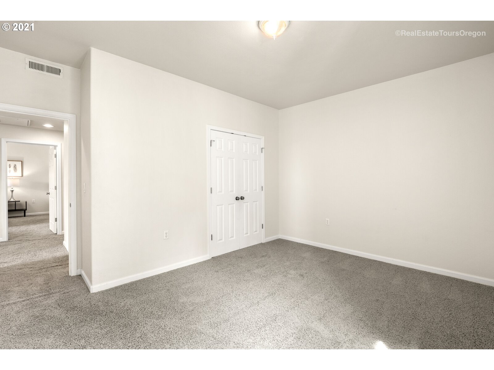 795 Springtree Lane West Linn, OR 97068 - Photo 25 of 32 Gallery Image 25