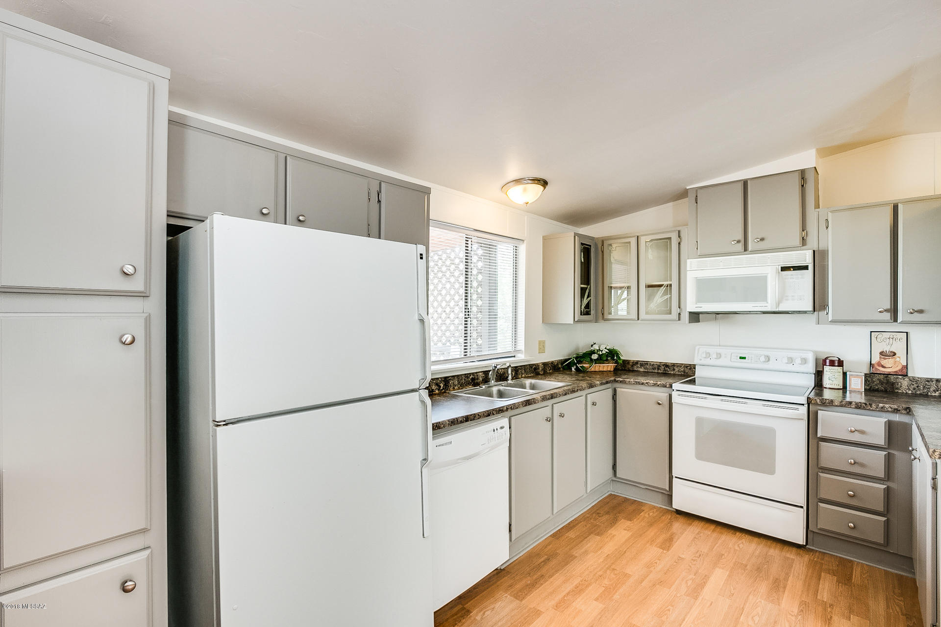 6590 North Van Ark Road Tucson, AZ 85743 - Photo 13 of 44 Gallery Image 13