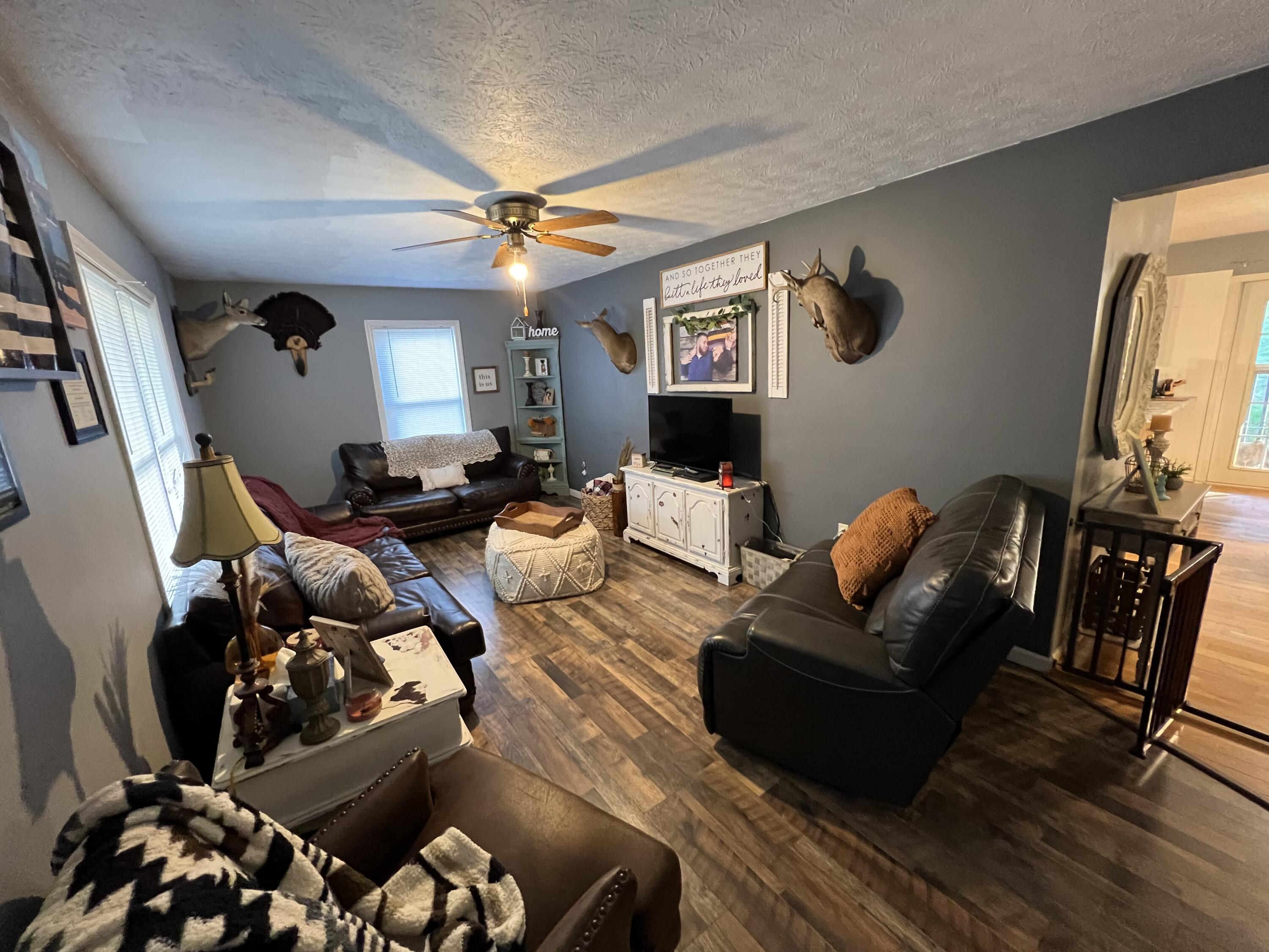 189 Glenview Road London, KY 40741 - Photo 11 of 23 BF2B4CFA-F63F-48F7-BC9D-8BA8541E259D