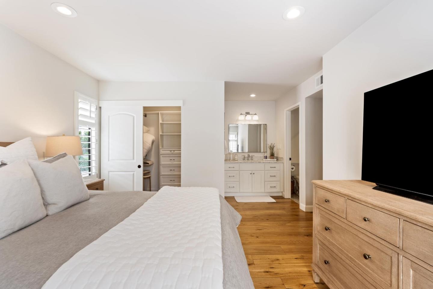 4000 Rio Road, Unit 49 Carmel, CA 93923 - Photo 13 of 26