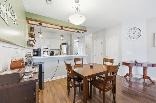 $275,000 | 907 Knoll Shores Court, Unit 203, Murrells Inlet, SC 29576