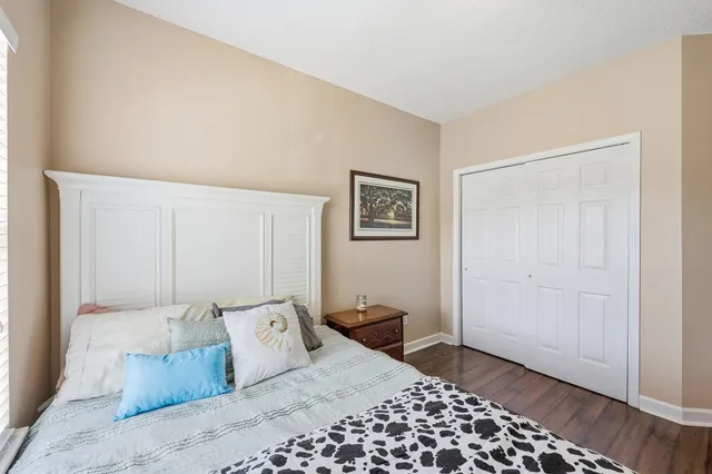 $275,000 | 907 Knoll Shores Court, Unit 203, Murrells Inlet, SC 29576