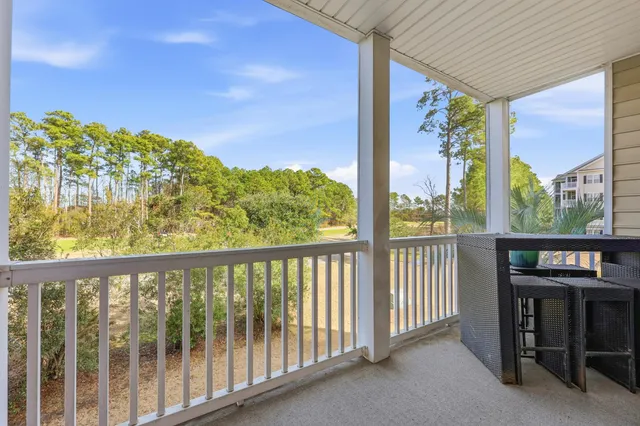 $275,000 | 907 Knoll Shores Court, Unit 203, Murrells Inlet, SC 29576