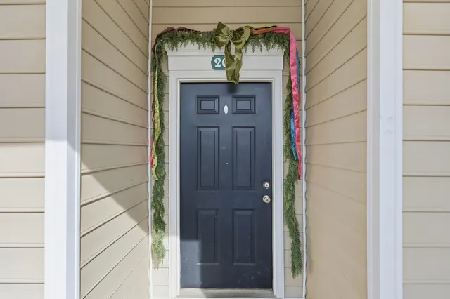 $275,000 | 907 Knoll Shores Court, Unit 203, Murrells Inlet, SC 29576