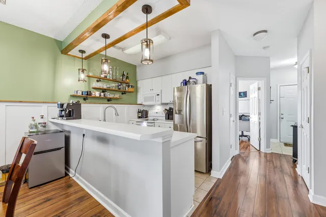 $275,000 | 907 Knoll Shores Court, Unit 203, Murrells Inlet, SC 29576