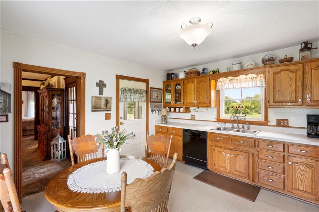 12189 119th Road Sweet Springs, MO 65351 - Photo 15 of 40