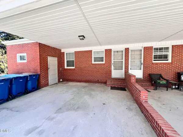 $1,400 | 807 North Ellis Avenue, Dunn, NC 28334